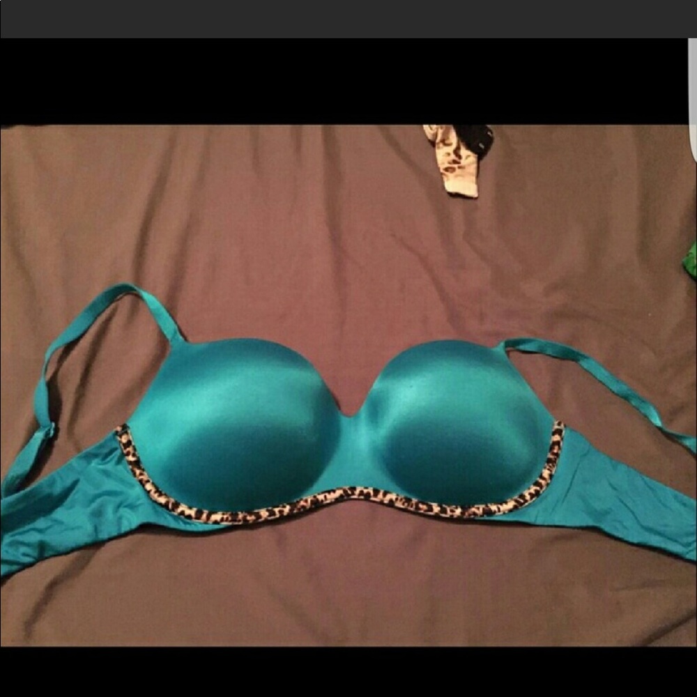 Vs bra